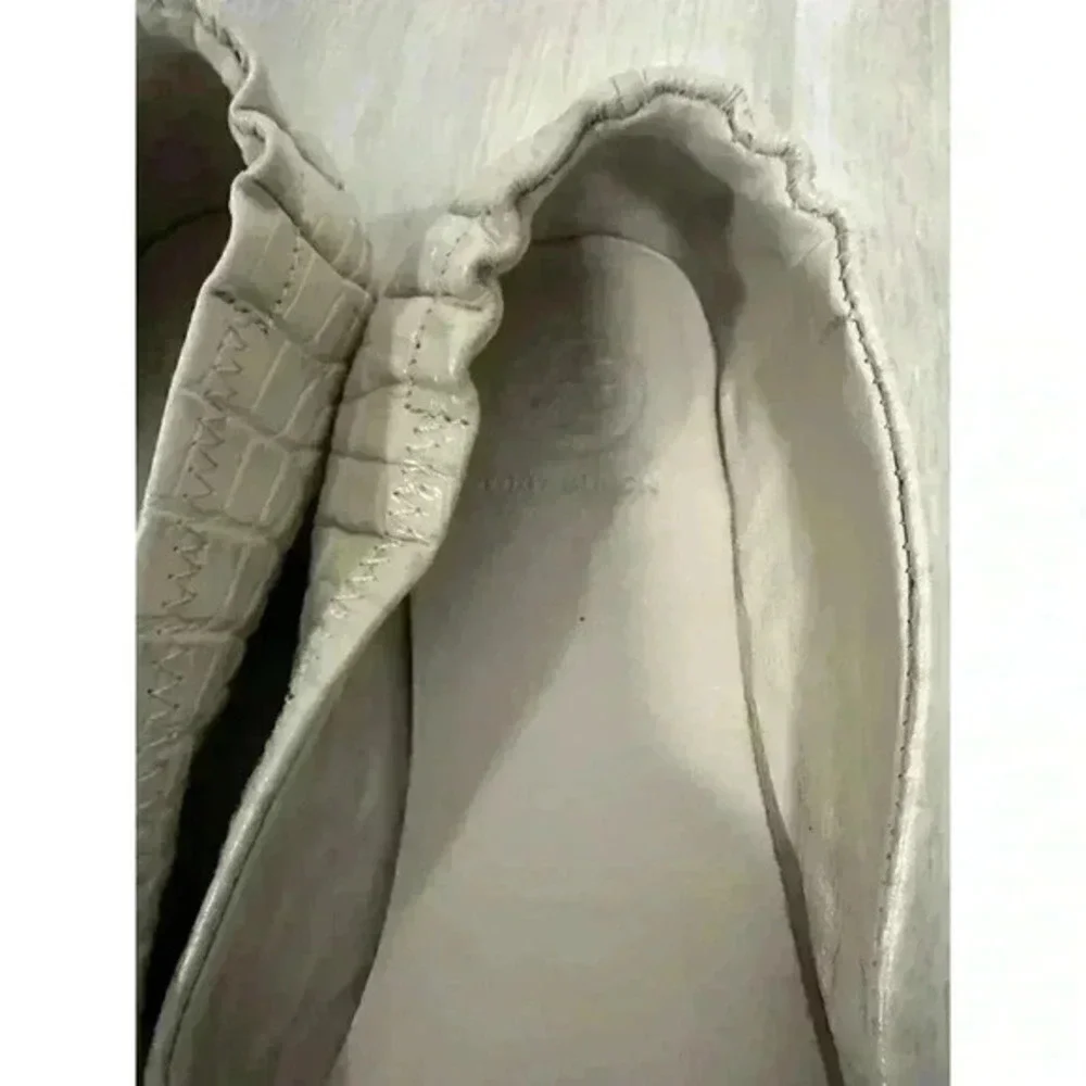 Tory Burch Women Jamaica Sand Croc Leather Logo Ballet Flats‎ Size 5
